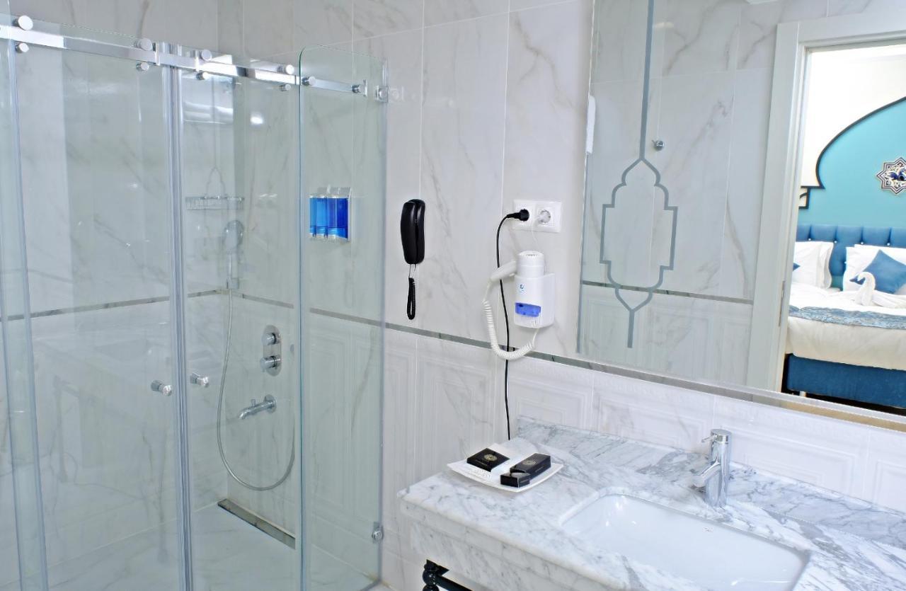 Kralice Hotel Истанбул Екстериор снимка
